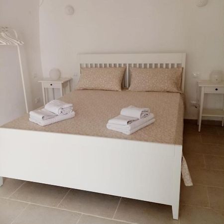 Studio Flat In White City 奥斯图尼 外观 照片