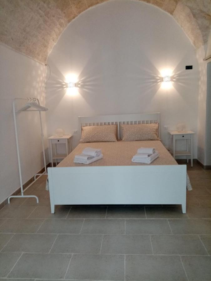 Studio Flat In White City 奥斯图尼 外观 照片