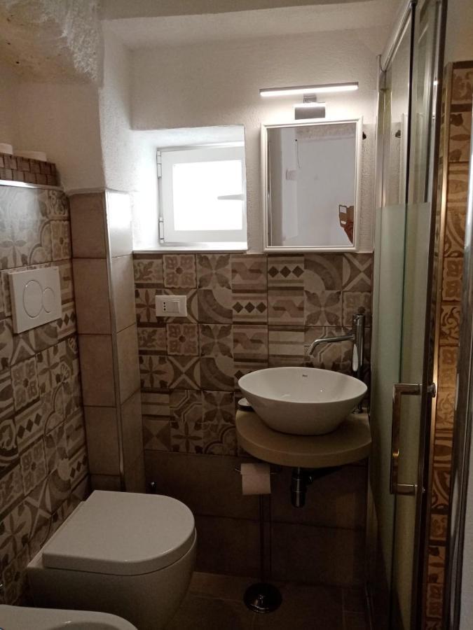 Studio Flat In White City 奥斯图尼 外观 照片