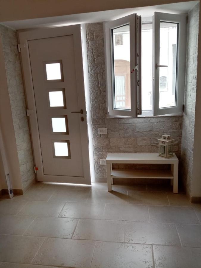 Studio Flat In White City 奥斯图尼 外观 照片