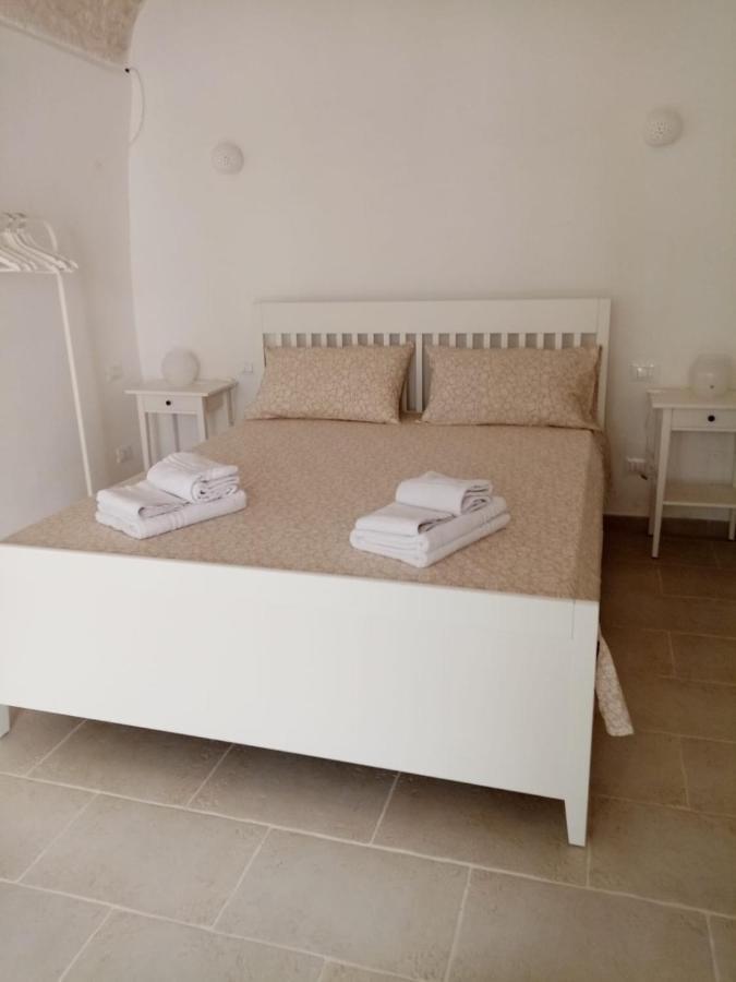 Studio Flat In White City 奥斯图尼 外观 照片