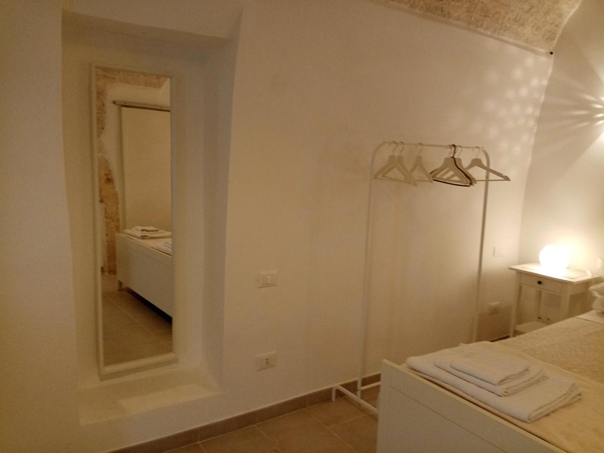 Studio Flat In White City 奥斯图尼 外观 照片
